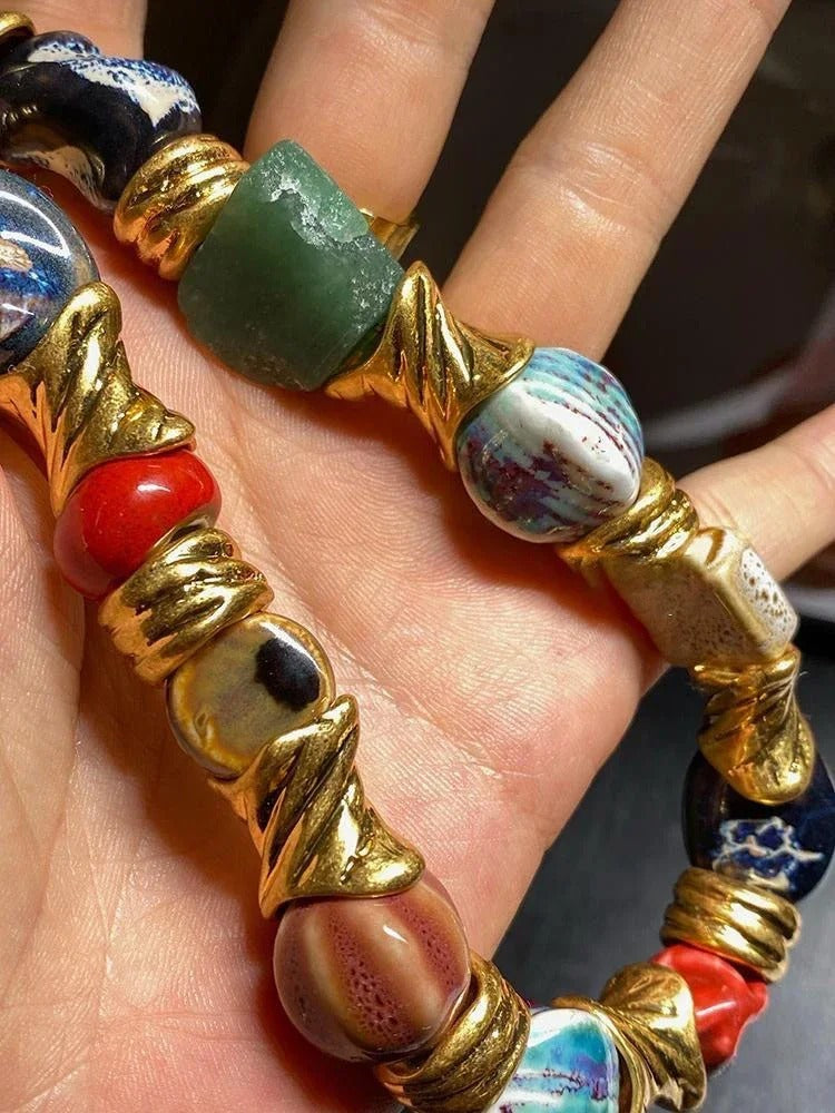 Elegance, Collana Girocollo Vintage in Ceramica Dorata Stile Retrò