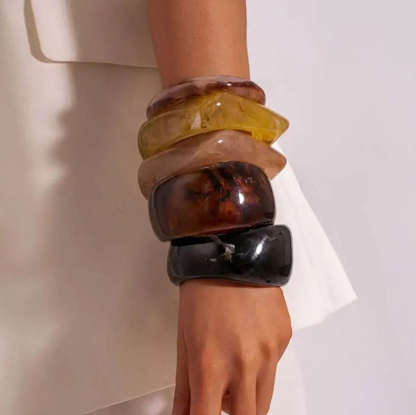 Bracciale Bangle Chunky in Resina Tendenza Moda 2025
